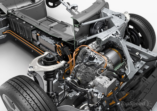 اصول طراحی درایو در خودروهای الکتریکی/مکانیزم درایو موتور ارائه شده در BMW i8 سال 2015 (عکس از topspeed.com)